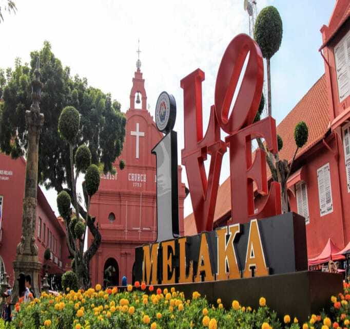 Melaka: Private Full-Day City Tour - Jonker Street, food, and time to wander