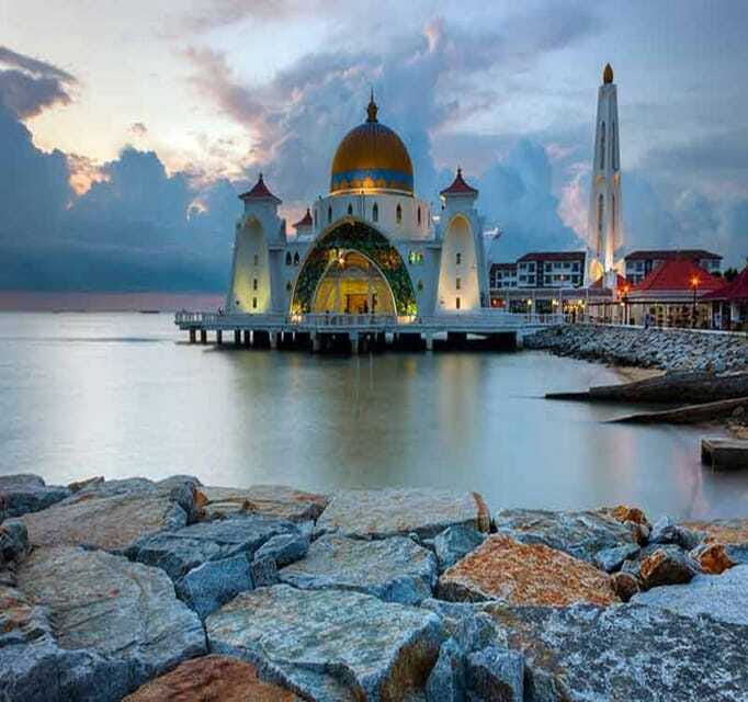 Melaka: Private Full-Day City Tour - The Baba and Nyonya Museum