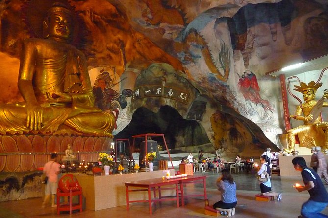 Orang Utan Island Day Tour (Private) - Taiping Lake Gardens in a 20-minute visit