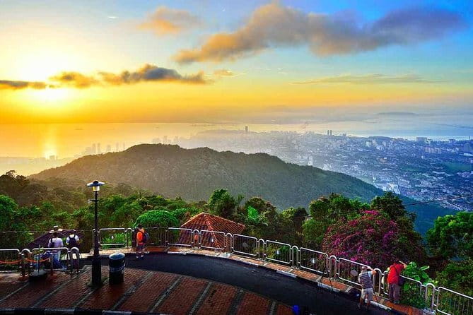 Penang Day Trip with Temple and Penang Hill Tickets (Fast Lane) - Coffee Tree adds a light local tasting