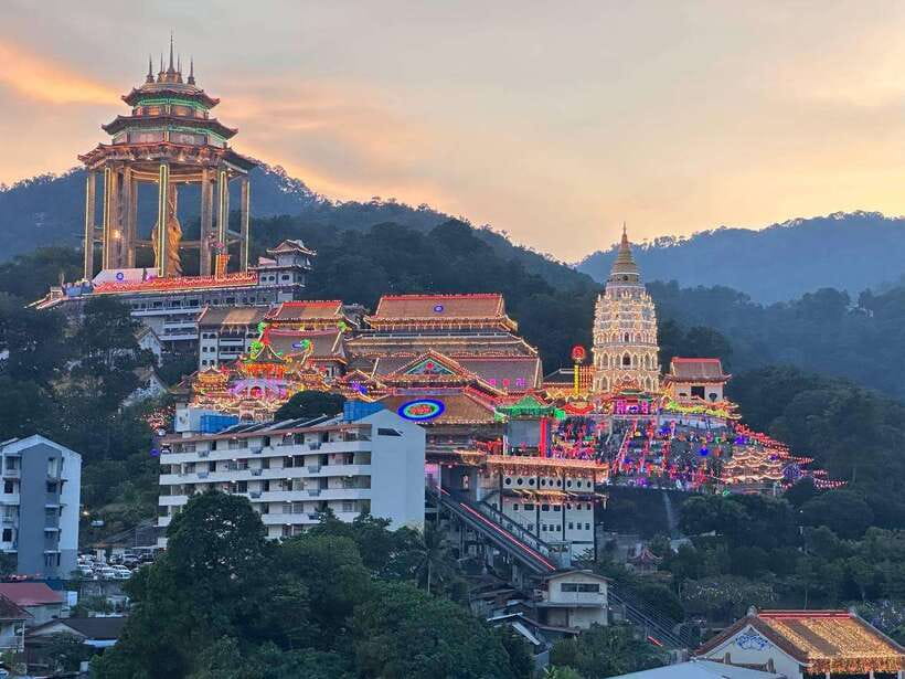 Penang: Exciting Local Full Day Private tour 6-10pax(8Hours) - Key points at a glance