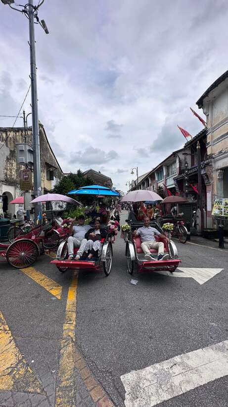 Penang: Exciting Local Full Day Private tour 6-10pax(8Hours) - Why a private Penang day can work so well