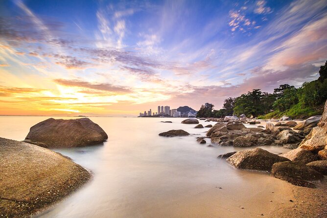 Penang Full Day Tour with Penang Hill, Kek Lok Si & Fruit Farm - Batik and fishing life at the island’s craft stops