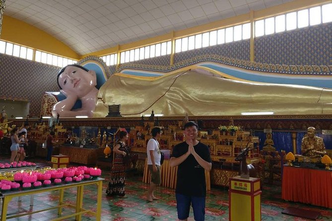 Penang Half Day City Tour with The Top Komtar - Kapitan Keling Mosque shows George Town’s mixed character