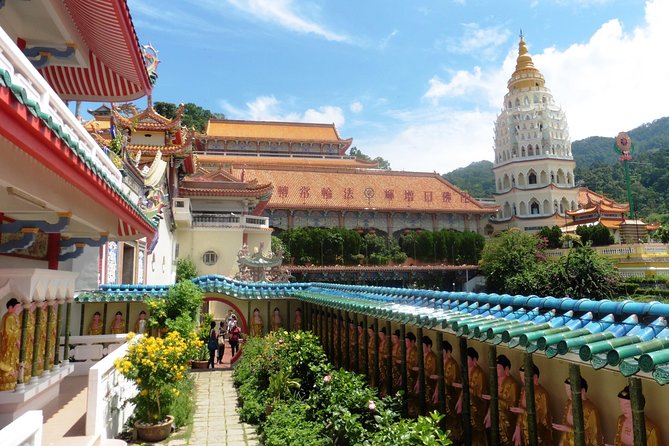 Penang Hill and the Kek Lok Si Temple - Kek Lok Si Temple and the seven-tiered pagoda