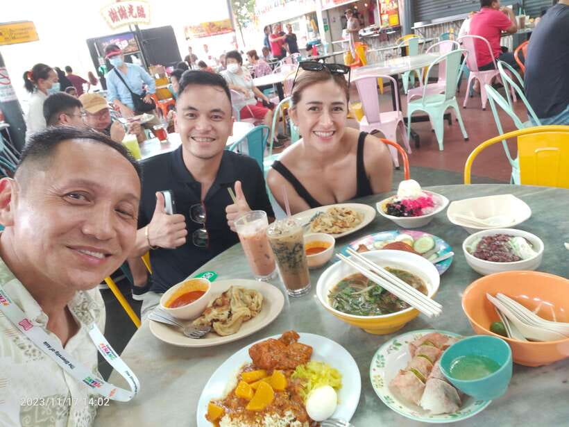 Penang: Private Customized Flexible Tour with Tourist Guide - Walking George Town for history and food