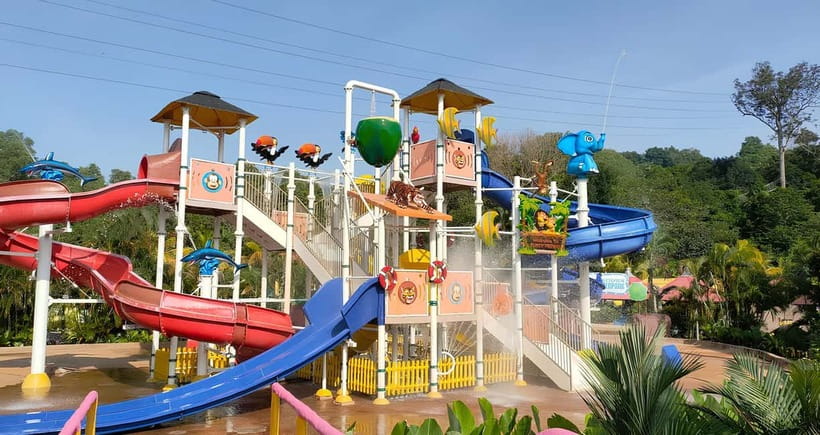 Perak: Bukit Merah Laketown Waterpark Admission Ticket - Booking, cancellation, and practical checks