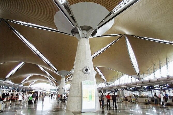 Premium Airport Transfer Kuala Lumpur - The return journey from your hotel lobby