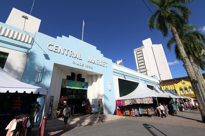 Private Batu Caves, National Mosque & Religious Tour with Lunch - Central Market: handicrafts, souvenirs, and a language advantage