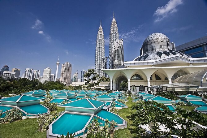 Private FullDay Tour includes Petronas Twin Towers & Batu Caves - Lake Gardens, mosque, monument, and royal palace