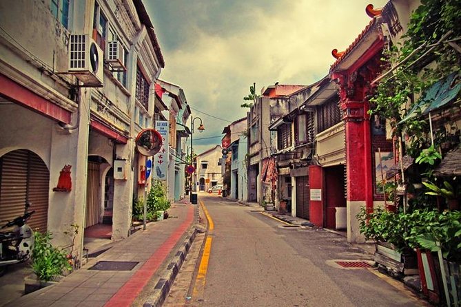 Private George Town UNESCO Heritage Walking Tour - Sri Mahamariamman Temple and Little India