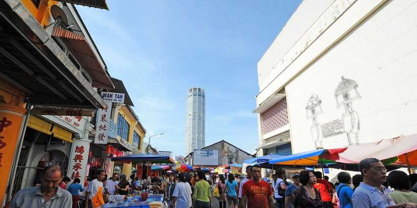 Private Half Day Penang Tasty Local Street Food Tour - Local drinks that cool the walk