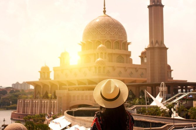 Private Half-Day Putrajaya Tour with Lake Cruise from Kuala Lumpur - Taman Warisan Agricultural Heritage Park