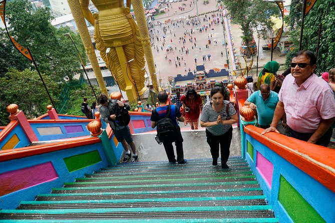 Private Half-Day Temples and Cultural Tour in Kuala Lumpur - Seeing Masjid Negara, Kuala Lumpur’s National Mosque