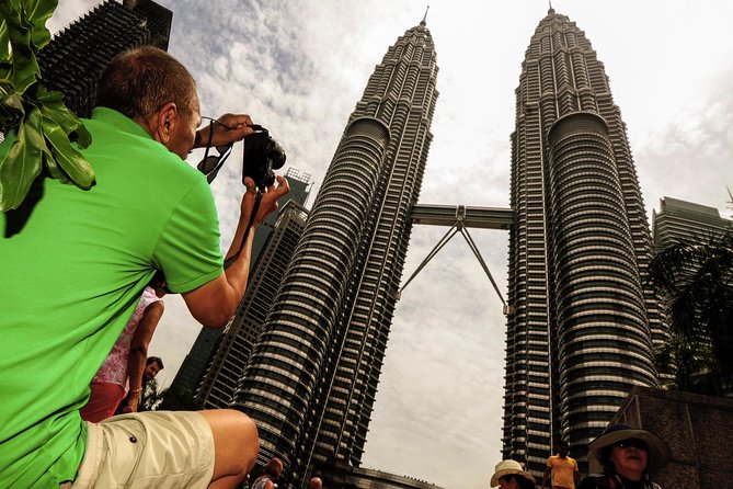 Private Kuala Lumpur City Tour With Petronas Tower & Local Dinner - Quick takeaways for planning your evening
