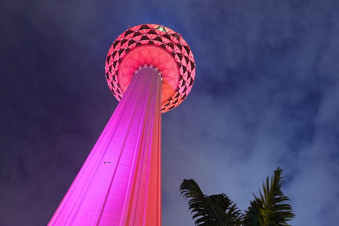 Private Kuala Lumpur Customizable Orientation Full Day Tour - The Petronas Twin Towers provide the city’s signature view