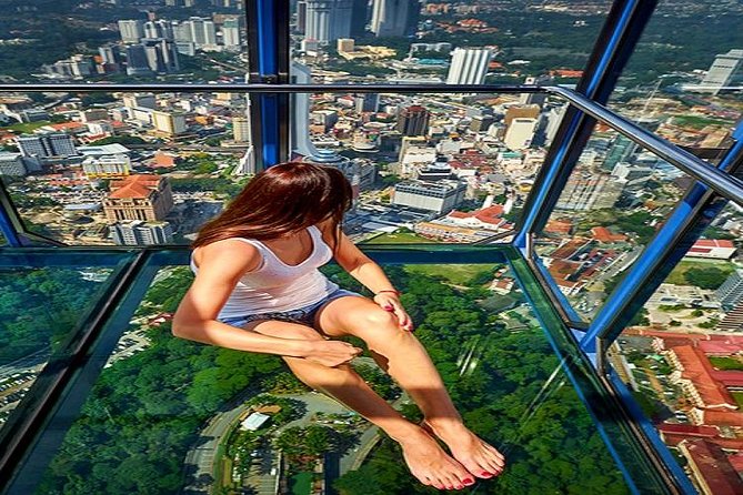 Private Kuala Lumpur Photographic Tour With Petronas Towers & Sky Box K.L Tower - Merdeka Square and Kuala Lumpur’s contrasting architecture