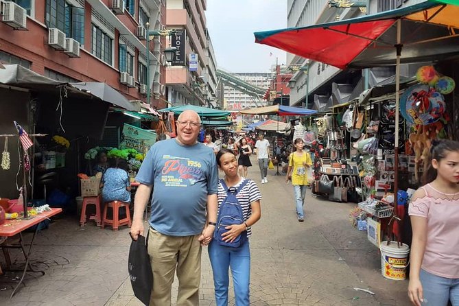 Private Layover Tour from Airport : Best of Kuala Lumpur - Thean Hou Temple and Kuala Lumpur’s religious mix