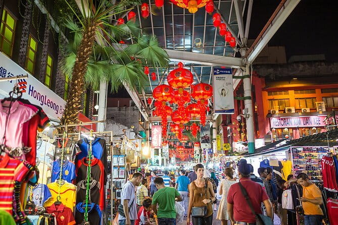 Private Night Tour : Kuala Lumpur Heritage Under The Lights - Sri Maha Mariamman Temple: A Strong First Stop