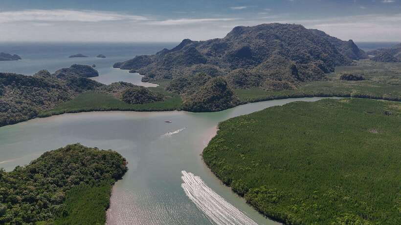 (PRIVATE) Platinum Package Jet Ski Tour Langkawi, Red Ray - Pregnant Maiden Lake and the first swim