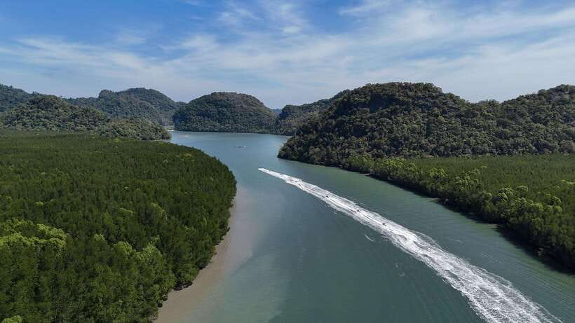 (PRIVATE) Platinum Package Jet Ski Tour Langkawi, Red Ray - Starting in Langkawi: transfer and safety briefing