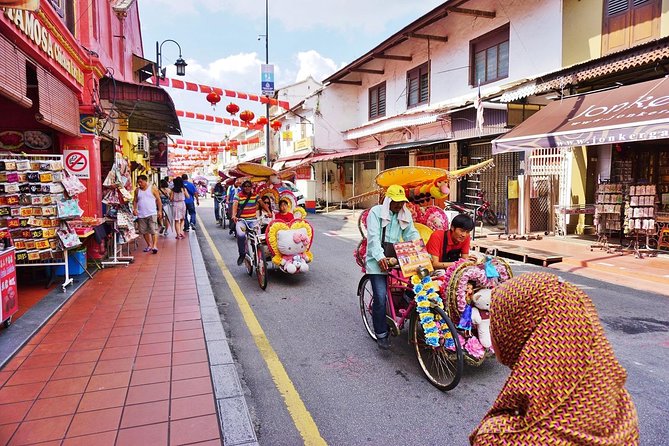 Private Tour: 2 in 1 Kuala Lumpur & Malacca Historical Day Tour - Thean Hou Temple begins the Kuala Lumpur circuit