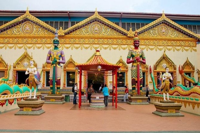 Private Tour: Full Day Center Penang Island Tour - A full day that connects Penang’s main sights