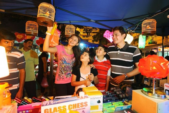 Private Tour : "Lepak-Lepak" at Local Night Market & Mamak Stall - The real value of $110.25 per person