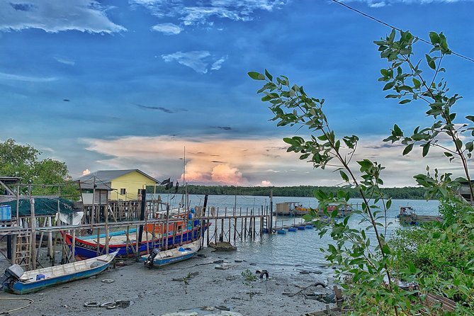 Pulau Ketam Rural Adventure Day Tour (SIC – Join In Tour) - A seafood lunch at a local restaurant