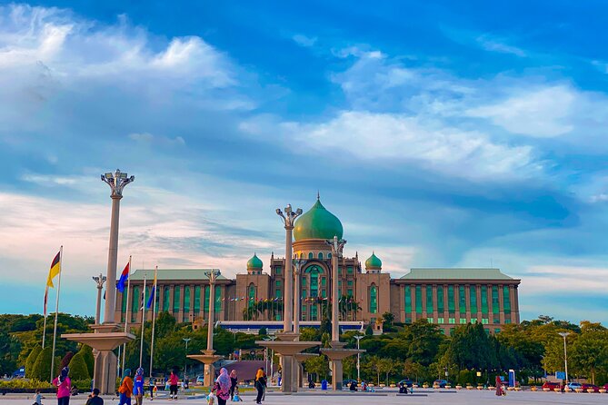Putrajaya Half Day Tour with Pink Mosque & River Cruise(SIC) - The Putrajaya Lake cruise, about 45 minutes