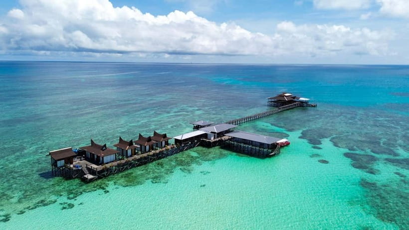 Sabah: Mantanani Island Day Tour with Lunch - Lunch and a guided island visit