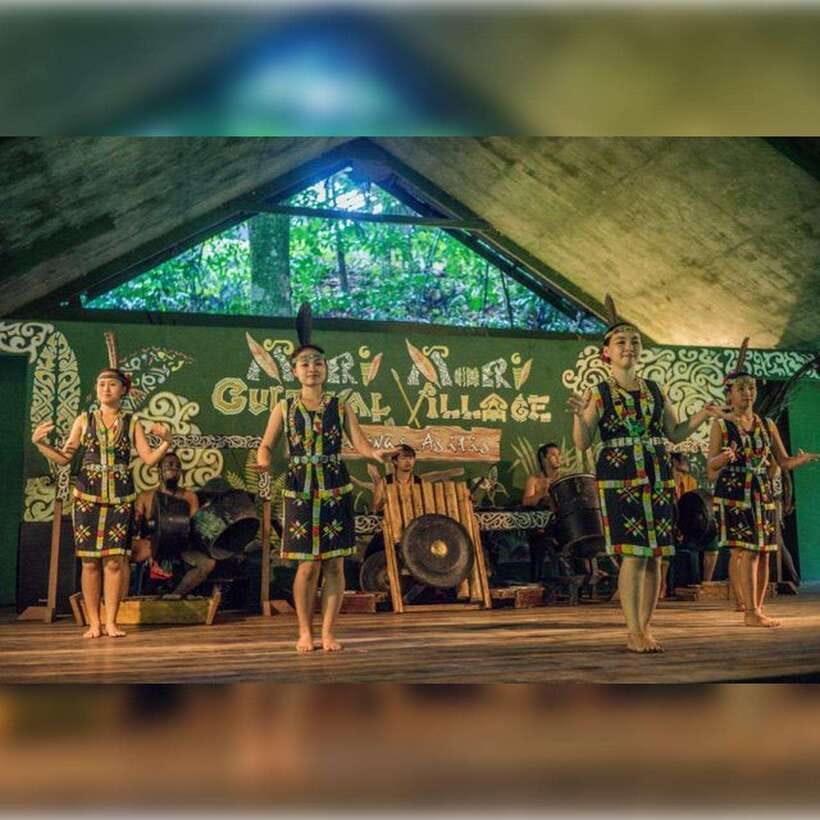 Sabah: Mari-Mari Cultural Village Visit + Lunch + transfer - Choosing between the 10:00 a.m. morning session and 1:00 p.m. afternoon session