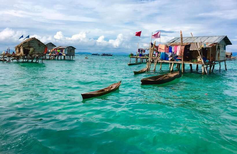 Semporna: Bohey 3 Islands Hike, Snorkel/Dive Tour with Lunch - Mantabuan: coral, fish, and the first water stop