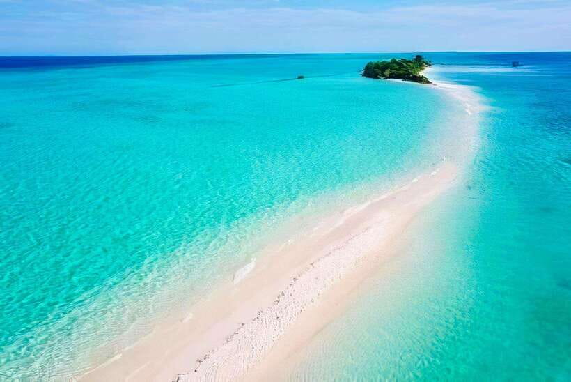 Semporna: Explore 3 Islands Tour Snorkel or Dive & Lunch - Beaches, coral, and marine life