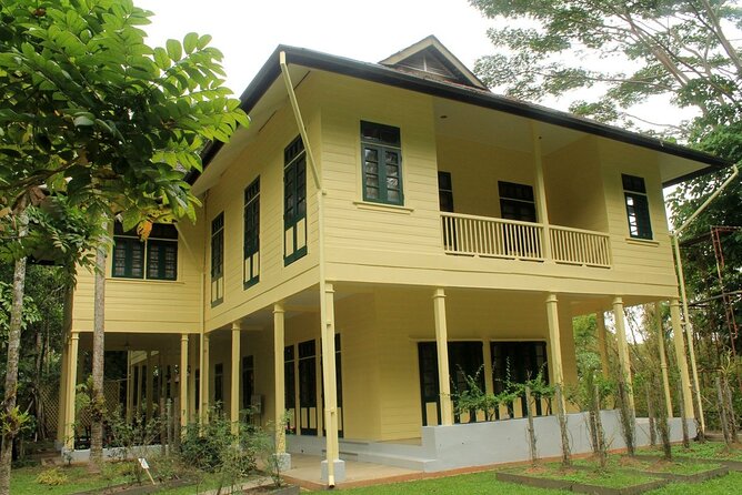Sepilok Orang Utan, Sun Bear & Sandakan Nature City Tour + Lunch - Central Market for seafood and everyday Sandakan