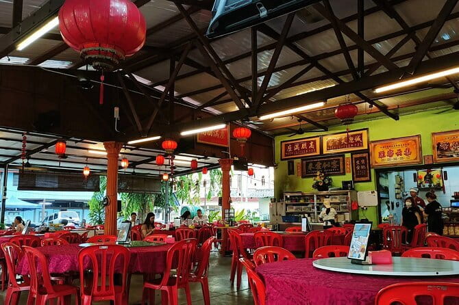 Shared Fireflies Tour with Blue Tears and Seafood Dinner - Seafood dinner at Yang Ming Seafood Restaurant
