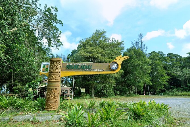 Taman Negara Day Trip from Kuala Lumpur with Lunch - Boat rides, fire making, and practical forest skills